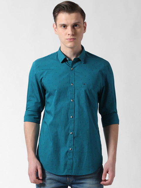 

Peter England Casuals Men Blue Slim Fit Printed Casual Shirt