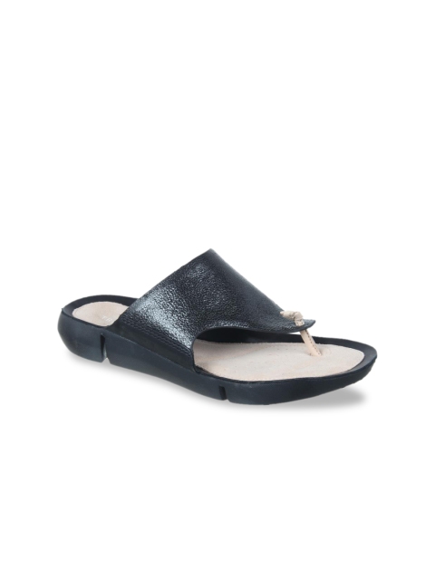 

Clarks Women Black Solid Leather One Toe Flats