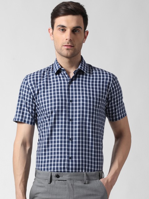 

Peter England Men Navy Blue & White Slim Fit Checked Formal Shirt