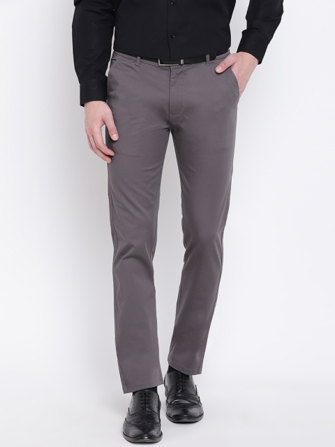 Hancock Men Grey Slim Fit Solid Chinos