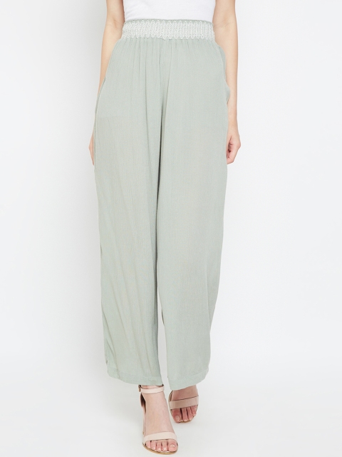 

Oxolloxo Women Green Regular Fit Solid Parallel Trousers