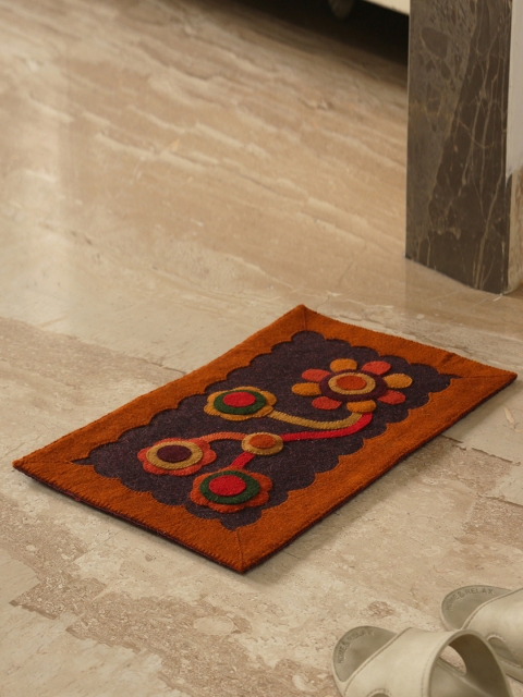ExclusiveLane Maroon & Orange Rectangular Handcrafted Doormat