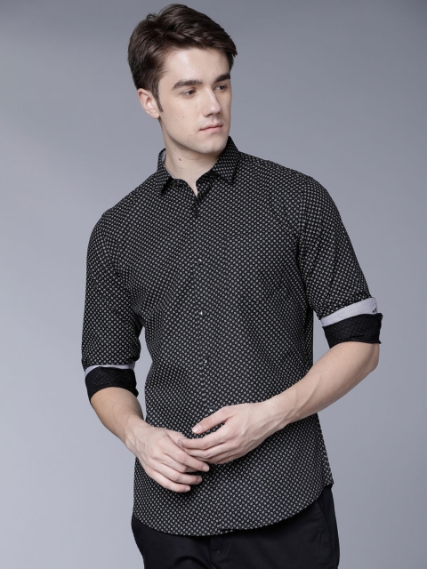 

Black coffee Men Black Slim Fit Printed Formal Shirt
