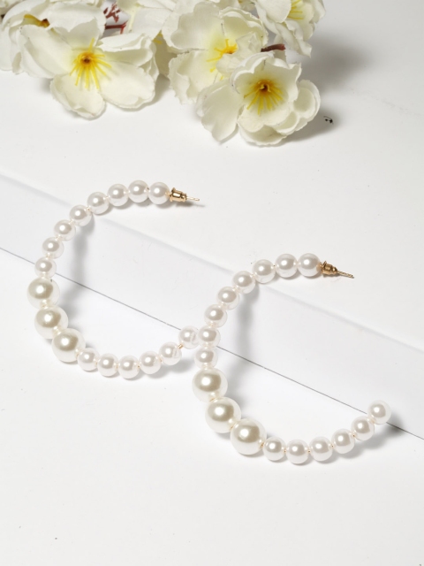 

AVANT-GARDE PARIS White Geometric Half Hoop Earrings