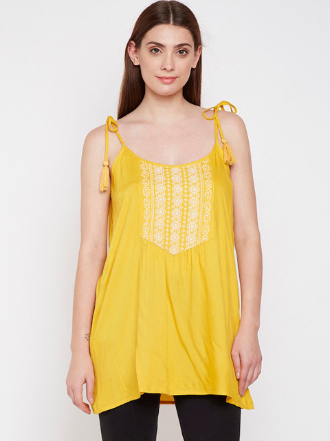 

Oxolloxo Women Yellow Solid Tunic