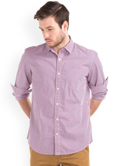 

GAP Men Red & Blue True Wash Mini Checkered Standard Fit Shirt