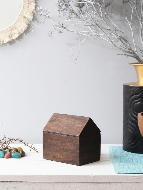 

HOME DECOR INDIA Hut Shape Wooden Jewellary Box, Brown