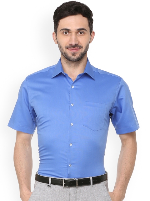 

Van Heusen Men Blue Regular Fit Solid Formal Shirt