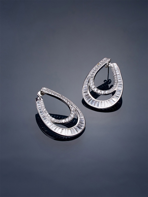 

shaze Silver-Plated Antique Tear-Drop Shaped Earrings