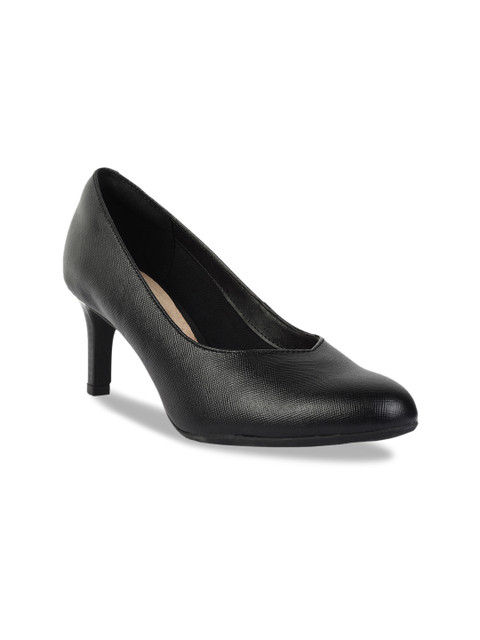 

Clarks Women Black Leather Textured Pumps