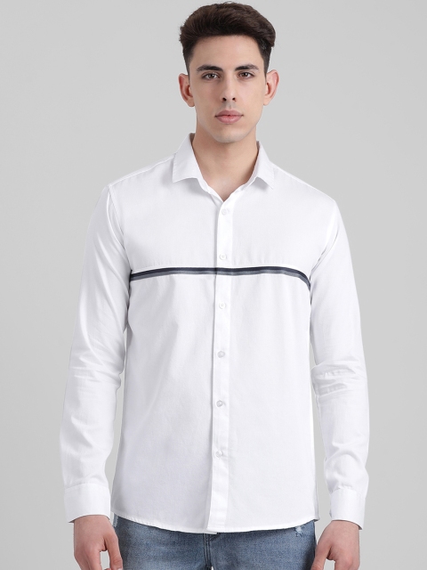 

REALM Men White Slim Fit Solid Casual Shirt