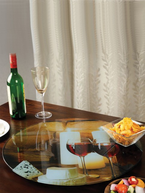 

JVS Black Printed Glass Set & Tray Set