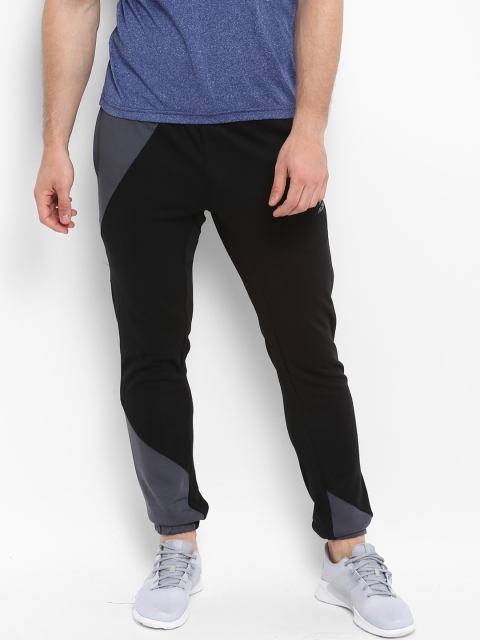 

Alcis Men Black Solid Slim-Fit Joggers