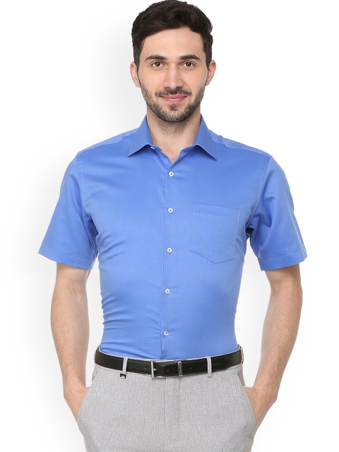 

Van Heusen Men Blue Regular Fit Solid Formal Shirt