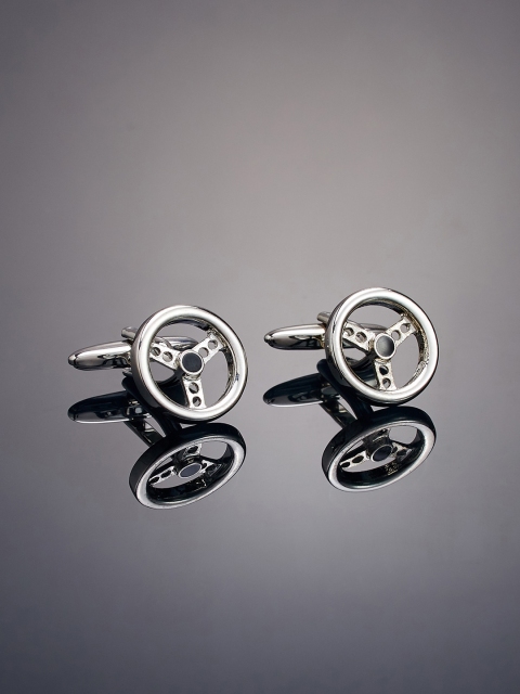 

shaze Silver-Plated Wheel-Shaped Cufflinks