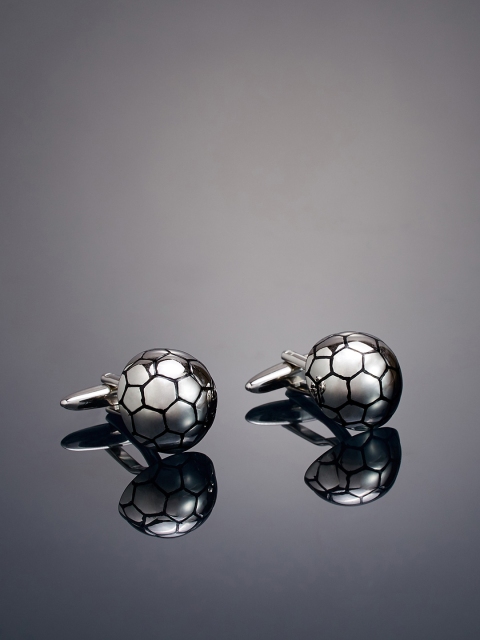 

shaze Rhodium-Plated Silver-Toned Soccer-Shaped Cufflinks