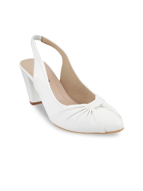 

Mochi Women White Solid Pumps