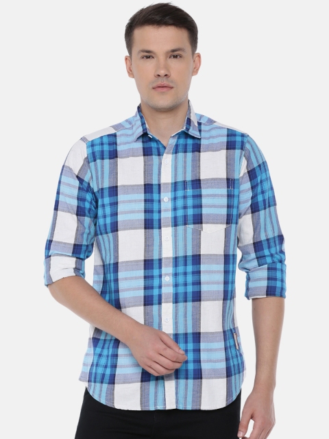 

Cross Court Men White & Blue Slim Fit Checked Casual Shirt