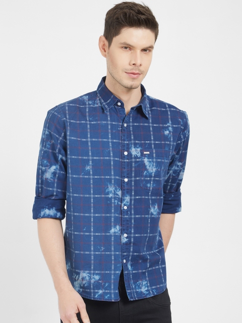 

Solemio Men Blue Regular Fit Checked Casual Shirt