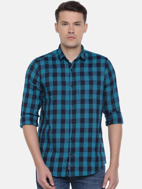 

Cross Court Men Blue Slim Fit Checked Casual Shirt