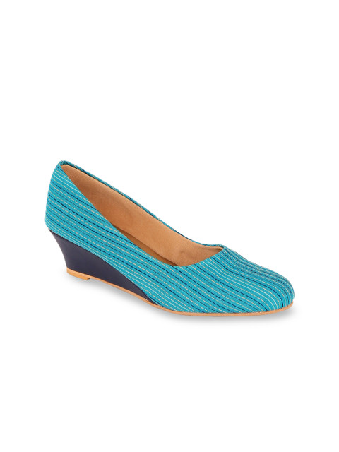 

Kanvas Women Blue Striped Pumps
