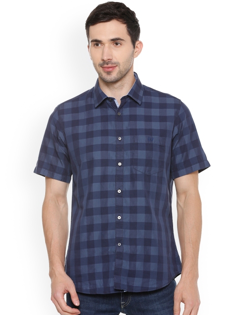 

Van Heusen Sport Men Navy Blue Slim Fit Checked Casual Shirt