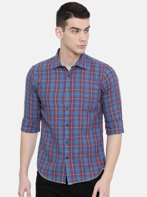 

IMYOUNG Men Blue & Red Slim Fit Checked Casual Shirt