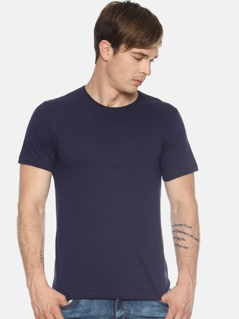 

BLACK BUCK Men Navy Blue Solid Round Neck T-shirt