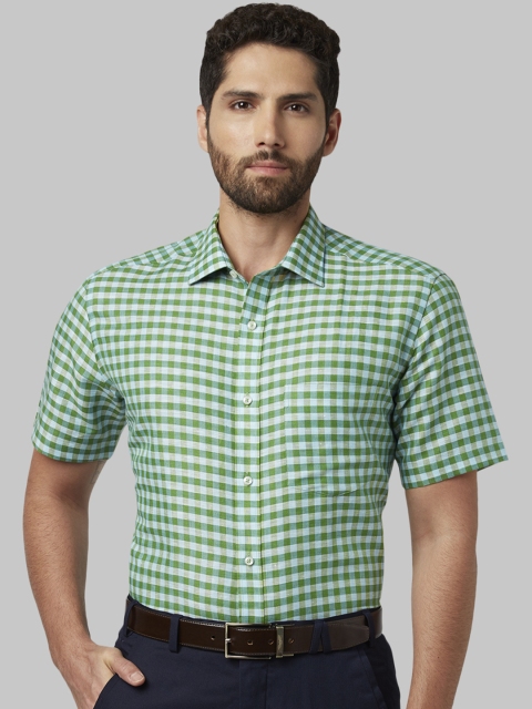 

Park Avenue Men Green Regular Fit Checked Formal Shirt