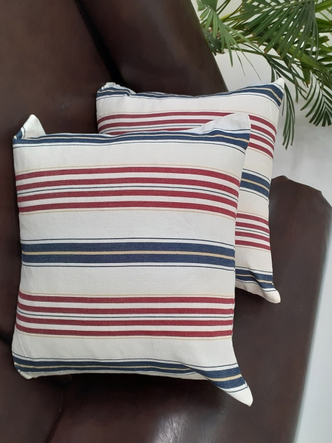 

Avira Home Set of 2 Printed Cushion Covers, Blue