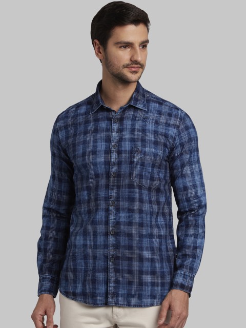 

Parx Men Blue Slim Fit Checked Casual Shirt