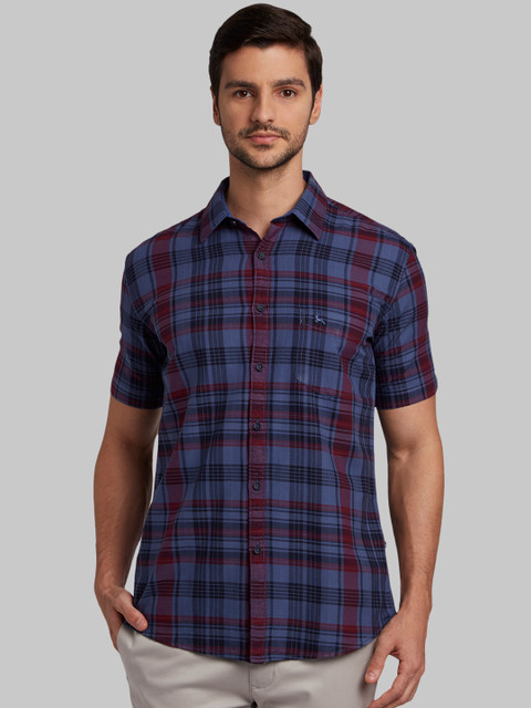 

Parx Men Blue Slim Fit Checked Casual Shirt