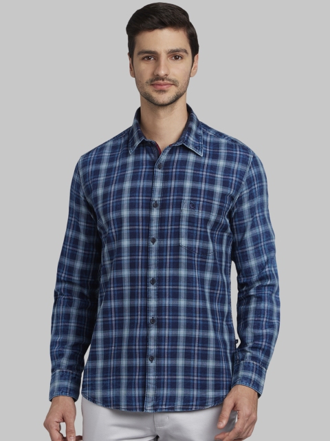 

Parx Men Blue Slim Fit Checked Casual Shirt