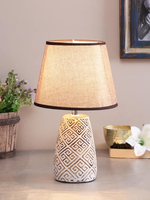 

TAYHAA Brown Textured Frustum-Shaped Table Lamp