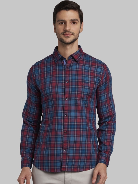 

Parx Men Red & Blue Slim Fit Checked Casual Shirt