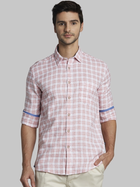 

Parx Men Red & White Slim Fit Checked Casual Shirt