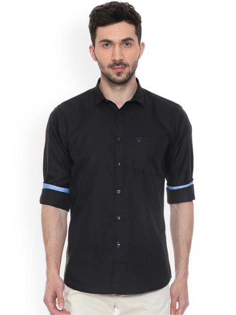 

Allen Solly Men Black Slim Fit Solid Casual Shirt