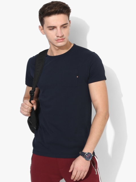 

Scotch & Soda Men Navy Blue Solid Round Neck T-shirt