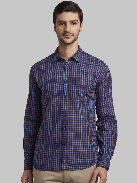 

Parx Men Blue & Red Slim Fit Checked Casual Shirt