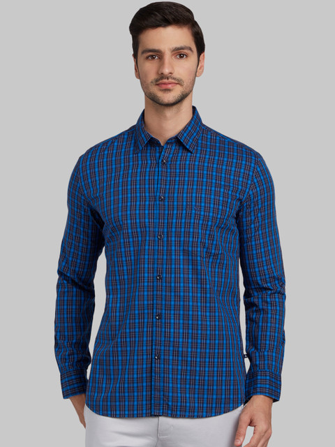 

Parx Men Blue Slim Fit Checked Casual Shirt