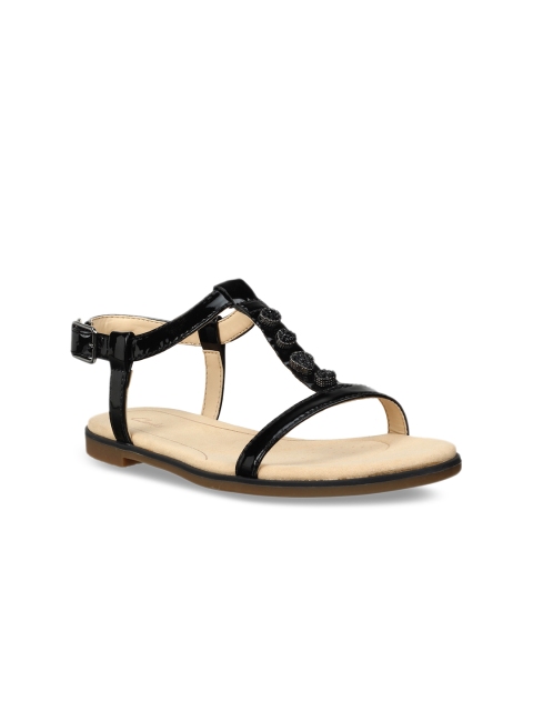 

Clarks Women Black Textured Leather Open Toe Flats