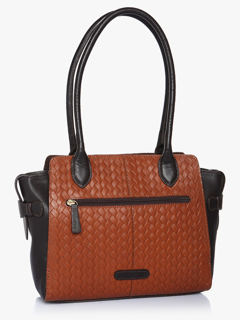 

Ee Liya 02 Tan Leather Shoulder Bag