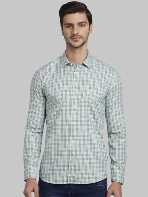 

Parx Men Green Slim Fit Checked Casual Shirt