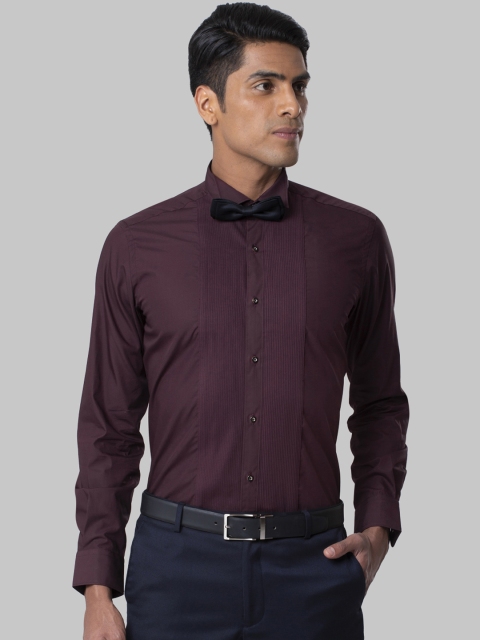 

Raymond Men Maroon Regular Fit Solid Formal Shirt