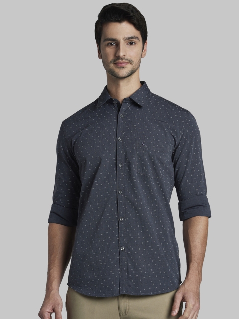 

Parx Men Charcoal Grey Slim Fit Printed Casual Shirt