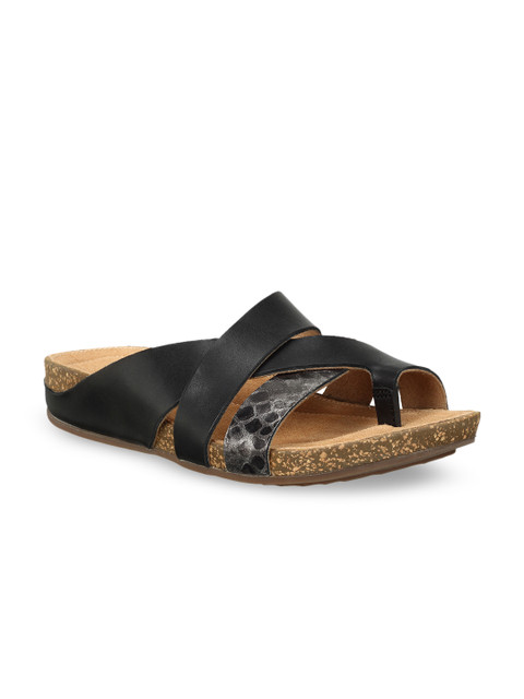 

Clarks Women Black Printed Leather Open Toe Flats