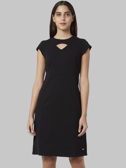 

Park Avenue Women Black Sheath Dress