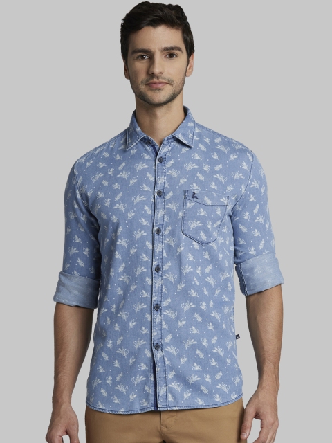 

Parx Men Blue & Off-White Slim Fit Printed Casual Shirt