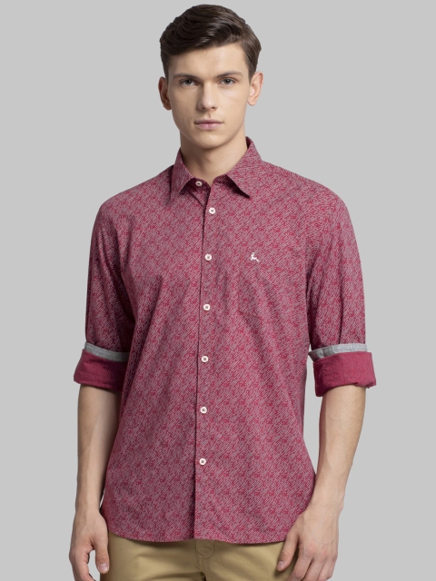 

Parx Men Red & Off-White Slim Fit Striped Casual Shirt