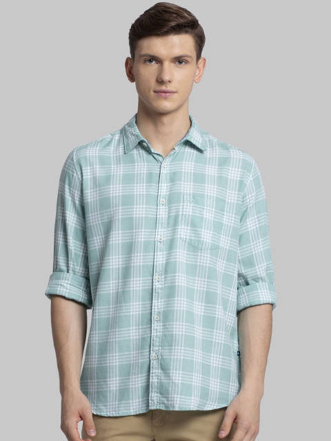 

Parx Men Green Slim Fit Checked Casual Shirt